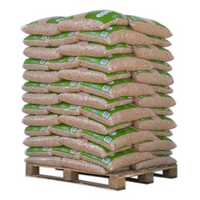 Palete Din Pellets 65 sacos — embalaje transportable palete 975kg combustible madeira pura
